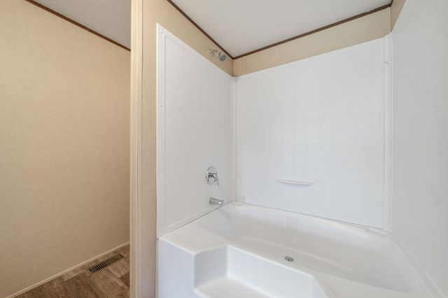 178 Moon Mist DR, Bastrop, TX 78602