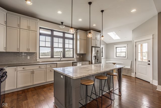250 E Steele Ford Road, Greenfield, IN 46140