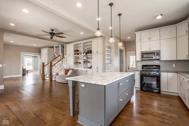 250 E Steele Ford Road, Greenfield, IN 46140