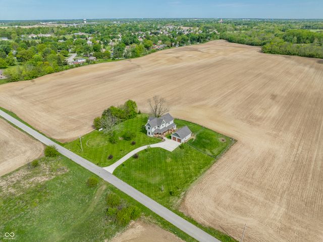 250 E Steele Ford Road, Greenfield, IN 46140