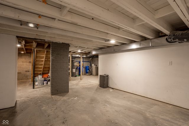 250 E Steele Ford Road, Greenfield, IN 46140