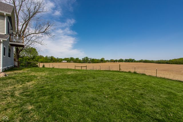 250 E Steele Ford Road, Greenfield, IN 46140