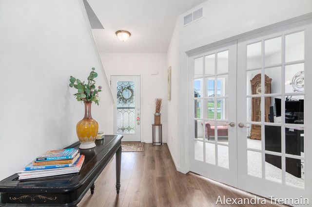 679 Sun Stone Drive SW, Byron Center, MI 49315