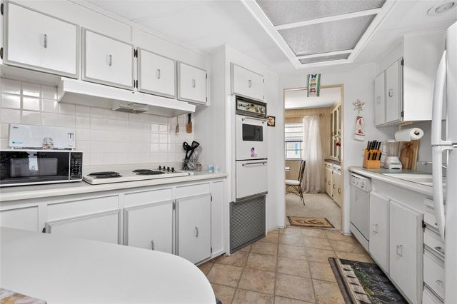 17 N FLORA VISTA STREET, Englewood, FL 34223