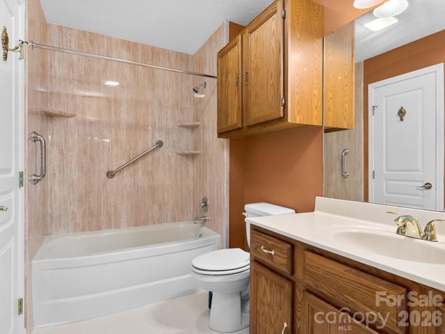 3404 Florham Place, Asheville, NC 28806
