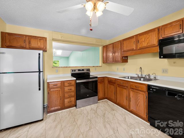 3404 Florham Place, Asheville, NC 28806