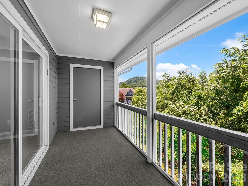 3404 Florham Place, Asheville, NC 28806