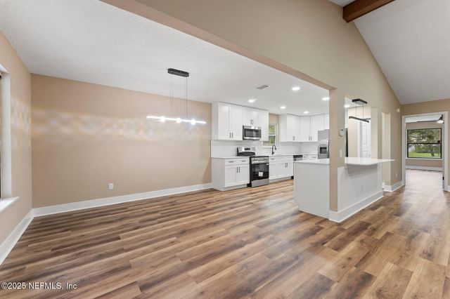 10850 MANDARIN STATION Drive W, Jacksonville, FL 32257