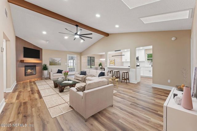 10850 MANDARIN STATION Drive W, Jacksonville, FL 32257