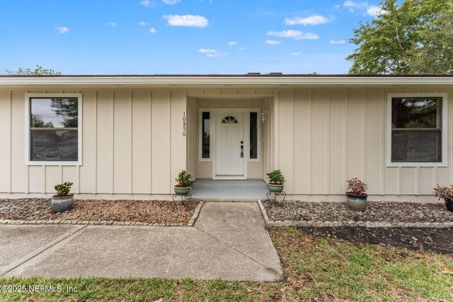 10850 MANDARIN STATION Drive W, Jacksonville, FL 32257