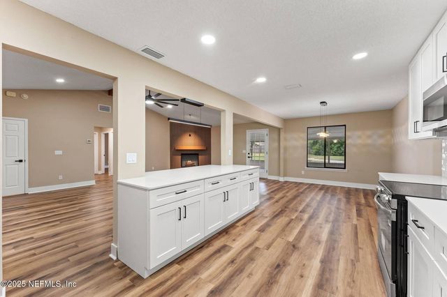 10850 MANDARIN STATION Drive W, Jacksonville, FL 32257