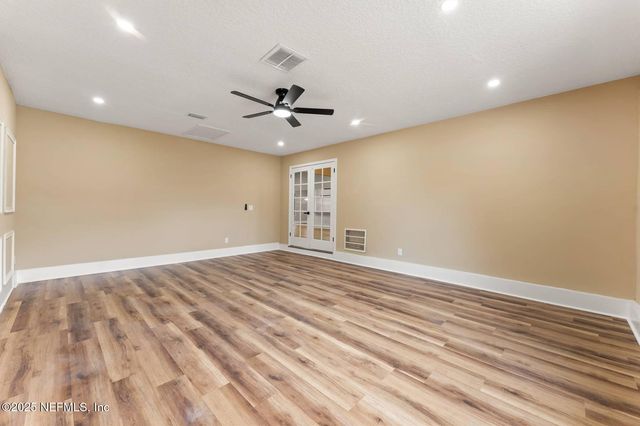 10850 MANDARIN STATION Drive W, Jacksonville, FL 32257