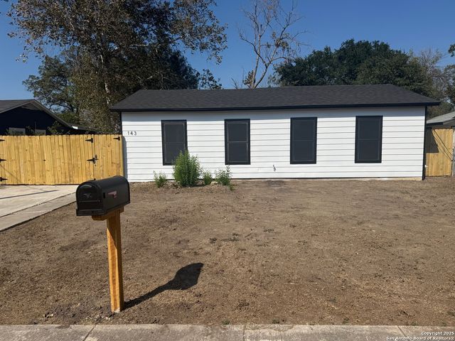 143 Toltec, San Antonio, TX 78237