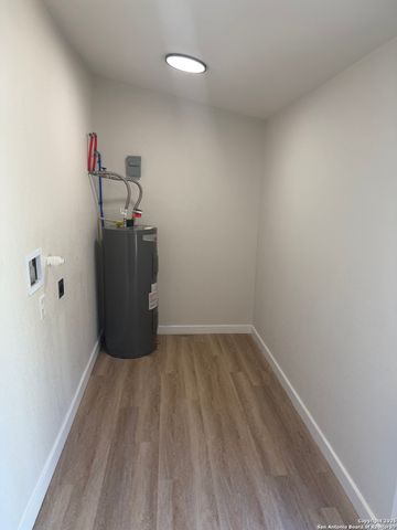 143 Toltec, San Antonio, TX 78237