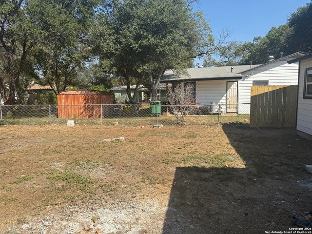 143 Toltec, San Antonio, TX 78237