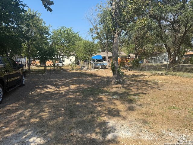 143 Toltec, San Antonio, TX 78237