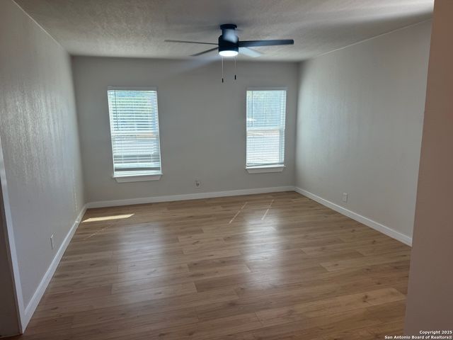 143 Toltec, San Antonio, TX 78237