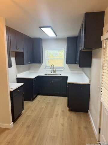 143 Toltec, San Antonio, TX 78237