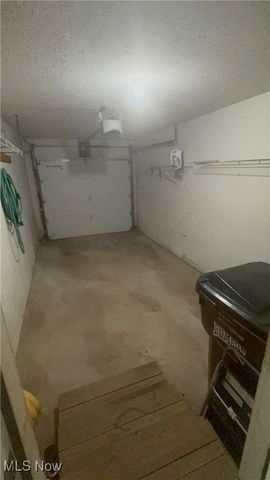 5553 Sunset Lane A15-F, Parma, OH 44134