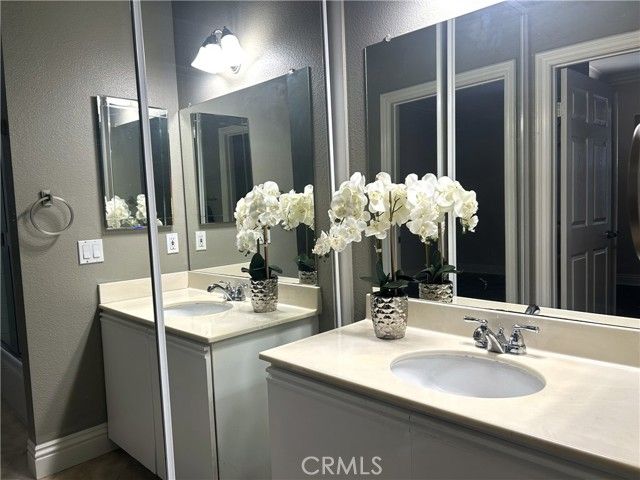 10824 Sabre Hill, San Diego, CA 92128