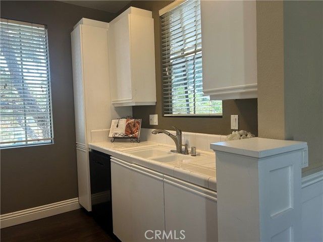 10824 Sabre Hill, San Diego, CA 92128