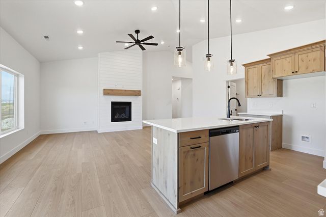 10283 N VISTA LN, Elwood, UT 84337