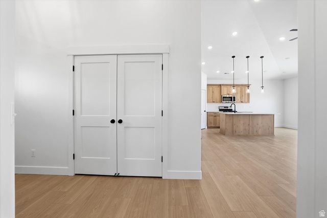 10283 N VISTA LN, Elwood, UT 84337