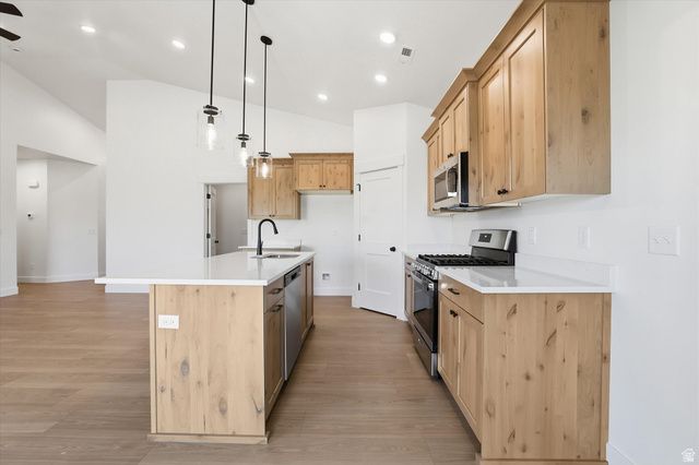 10283 N VISTA LN, Elwood, UT 84337