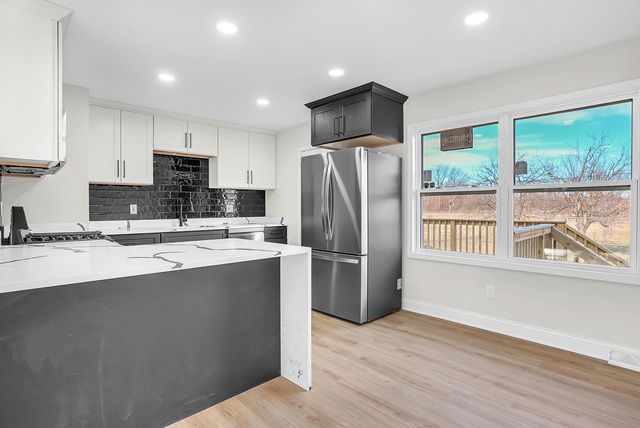 3254 W 74th Court, Merrillville, IN 46410