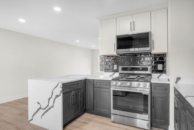 3254 W 74th Court, Merrillville, IN 46410