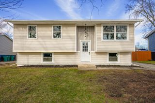3254 W 74th Court, Merrillville, IN 46410