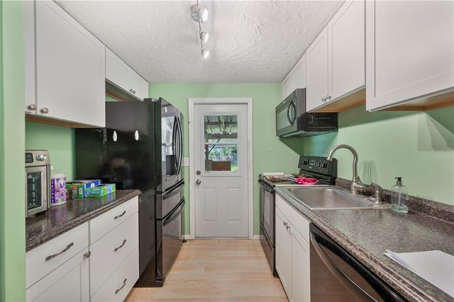 6448 CANDLEWOOD DRIVE, Wesley Chapel, FL 33544