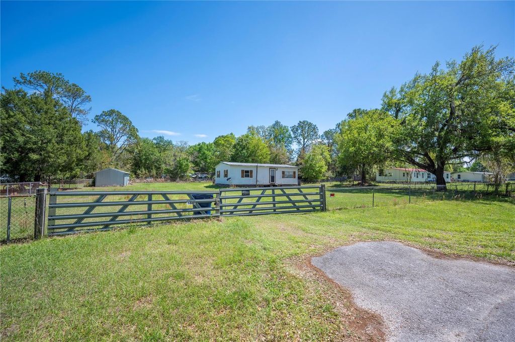 Image 1 of property listing at 6448 CANDLEWOOD DRIVE, Wesley Chapel, FL 33544