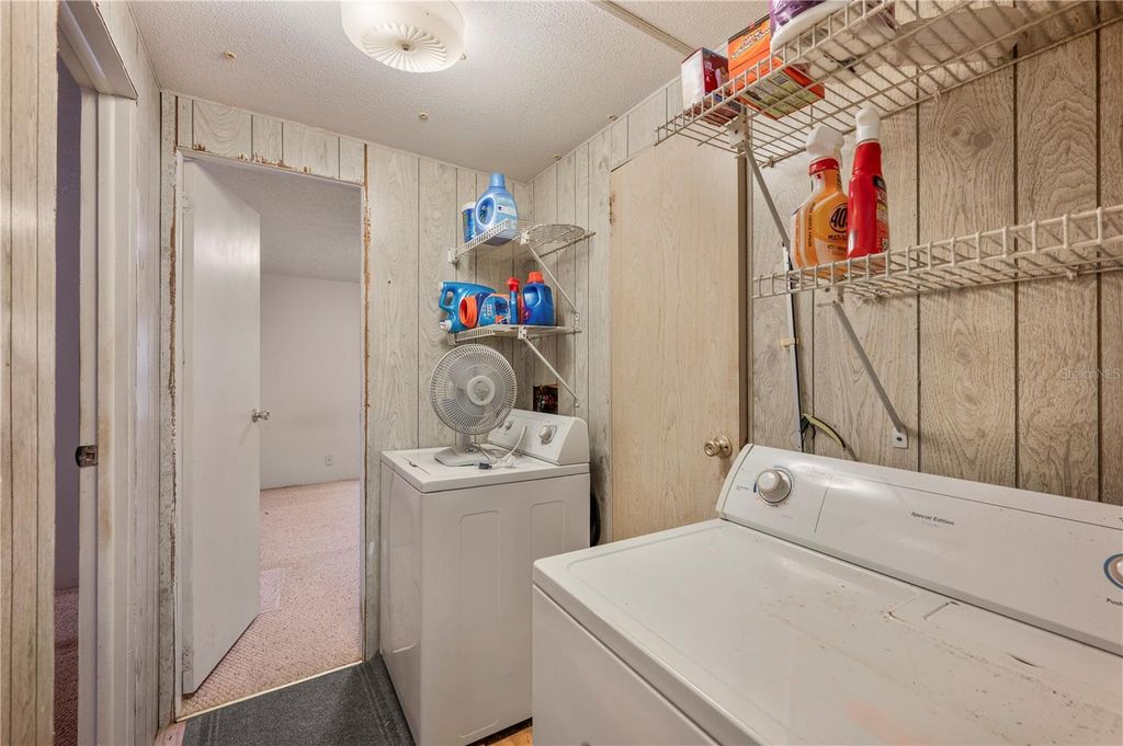 Image 14 of property listing at 6448 CANDLEWOOD DRIVE, Wesley Chapel, FL 33544