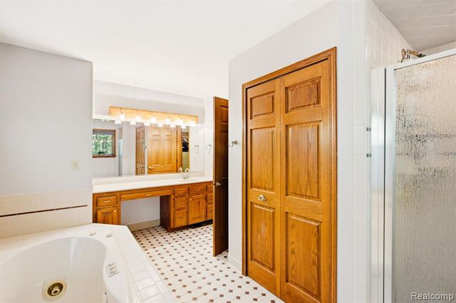 3121 Abbottsford Road, Clyde, MI 48049