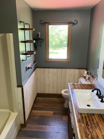 204 Tammy Dr, Decherd, TN 37324