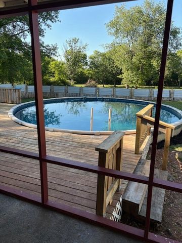 204 Tammy Dr, Decherd, TN 37324