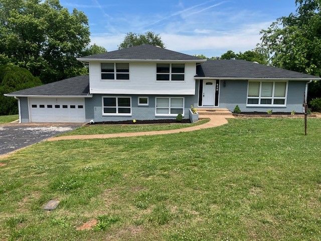 204 Tammy Dr, Decherd, TN 37324