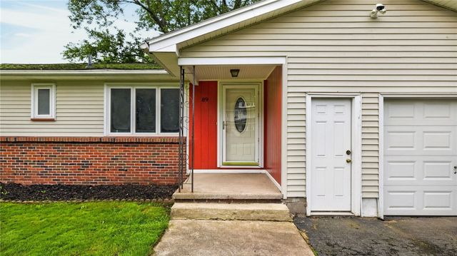 89 Scheg Ter, Gates, NY 14624