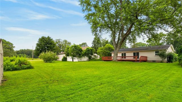 89 Scheg Ter, Gates, NY 14624