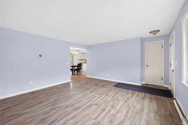 89 Scheg Ter, Gates, NY 14624
