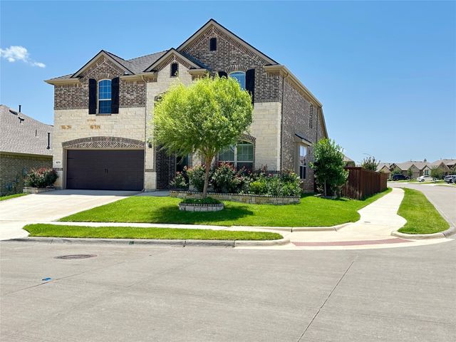 9273 Silver Dollar Drive, Fort Worth, TX 76131