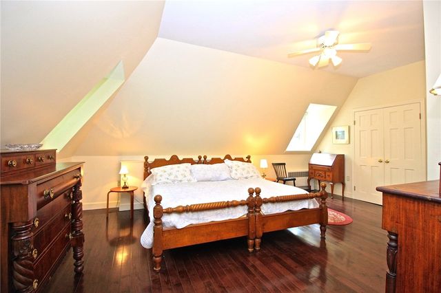 434 BELLEVUE Avenue CH, Newport, RI 02840