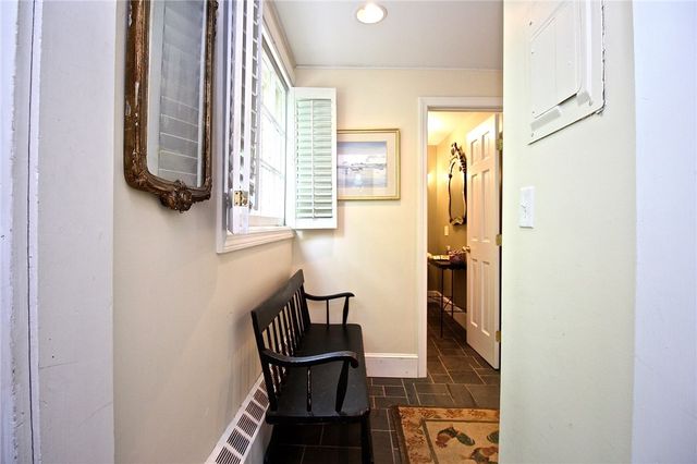 434 BELLEVUE Avenue CH, Newport, RI 02840
