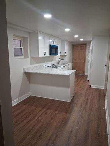 5789 N Elston Avenue, Chicago, IL 60646