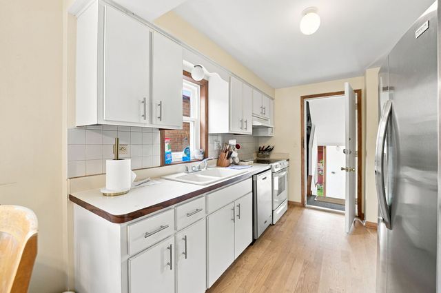 5789 N Elston Avenue, Chicago, IL 60646
