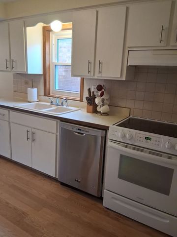 5789 N Elston Avenue, Chicago, IL 60646