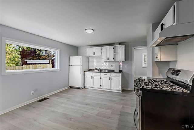 1021 Court Street, Utica, NY 13502