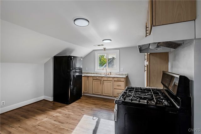 1021 Court Street, Utica, NY 13502