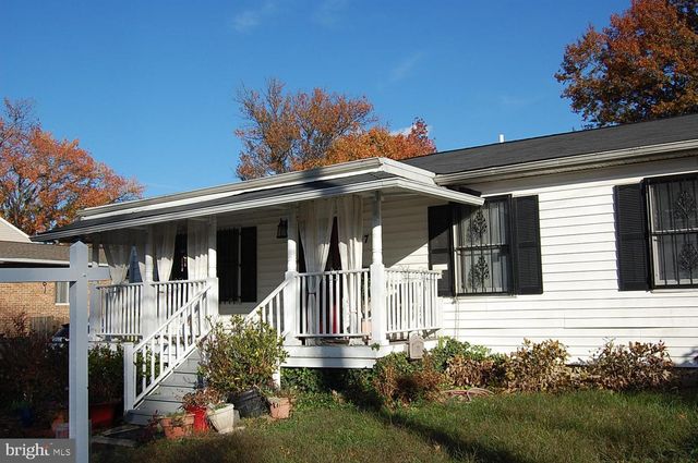 907 57TH PL, Capitol Heights, MD 20743